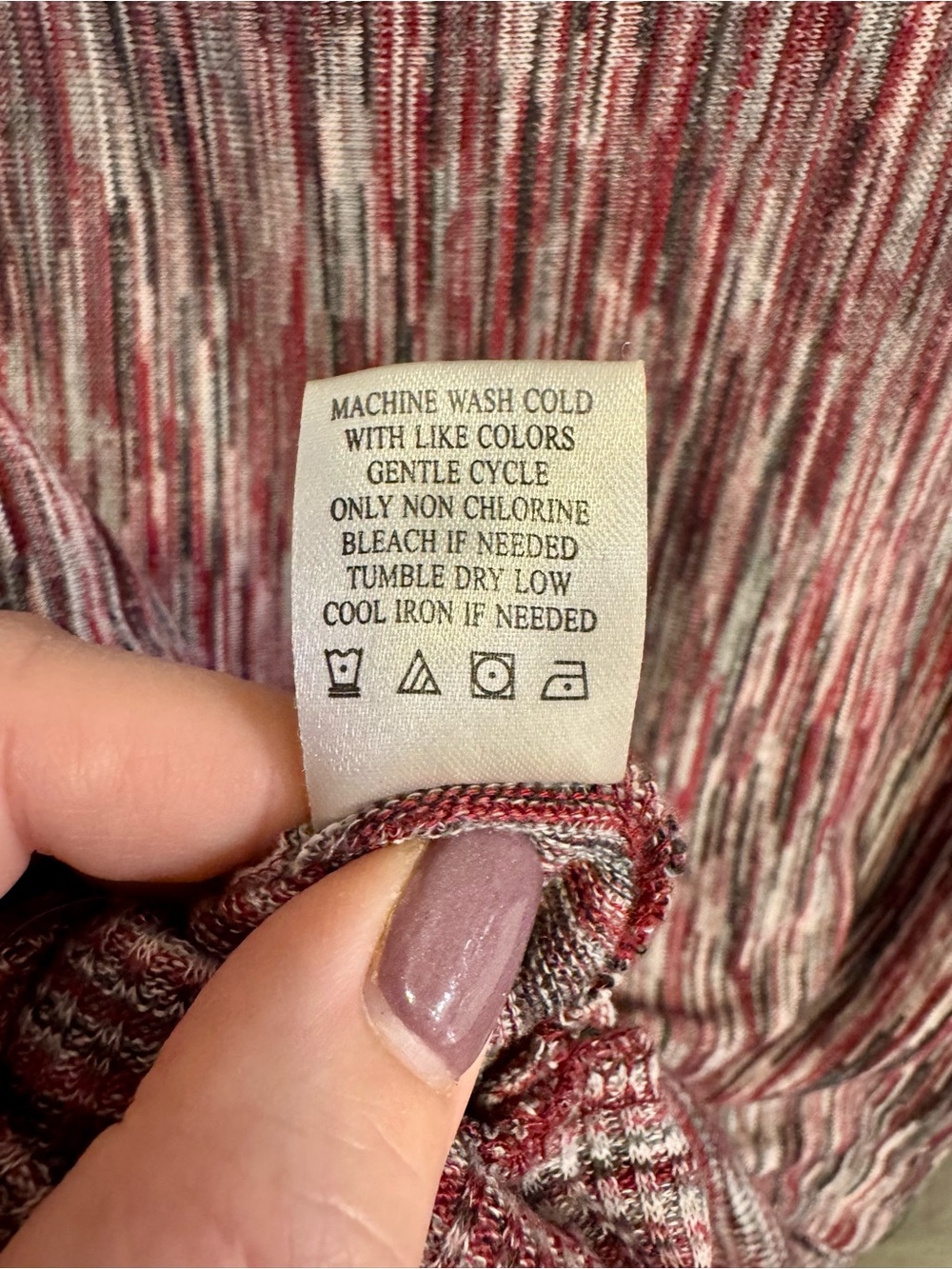 Absolutely Famous Short Sleeve Space-Dye Top - Pink & Red Blend - Picture 4 of 4